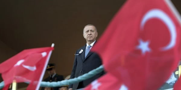 «Ελεύθερη πτώση» 10 μονάδων για τον Ερντογάν δείχνει νέα δημοσκόπηση -Σχεδόν 1 στους 2 δεν εγκρίνει το έργο του